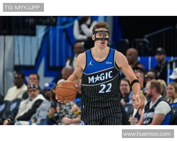 季后赛精彩回顾猛龙与魔术的激烈对决全场比赛亮点分析